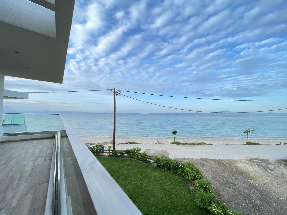 Villa Oleandra By The Sea Polychrono Exterior foto